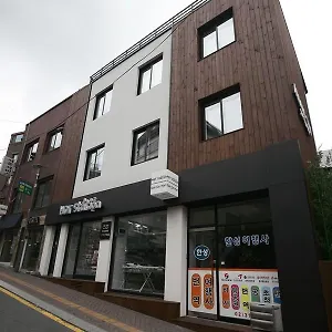 Moon Sun Myeongdong Seul